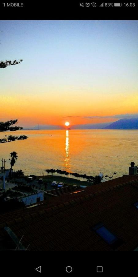 Casadelborgo Apartment Messina Bagian luar foto